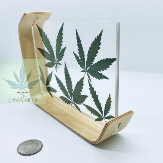 757 Cannagifts Real Cannabis Leaves in an Acrylic Solid Beech Wood Frame #3